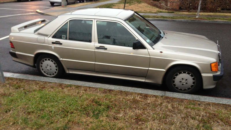 Illustration for article titled This Mercedes 190E 2.3-16 Is The Original 80s German Track Sedan